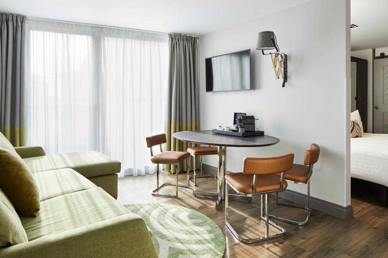 Deluxe, Studio Suite, 2 Double