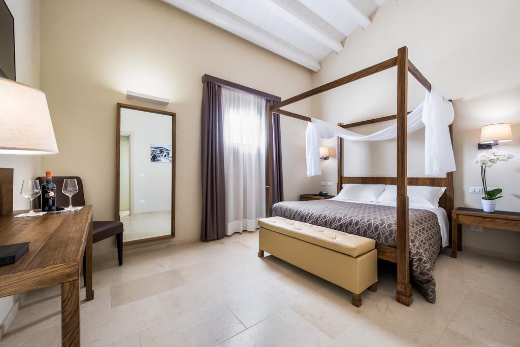 Deluxe Double Room,201665239:JPEG