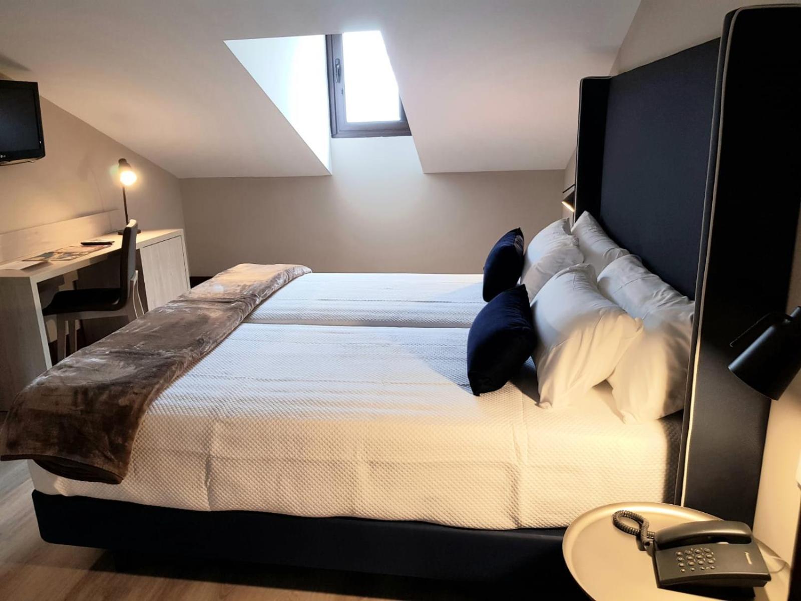 Chambre Double Abuhardillada - 2 Lits
