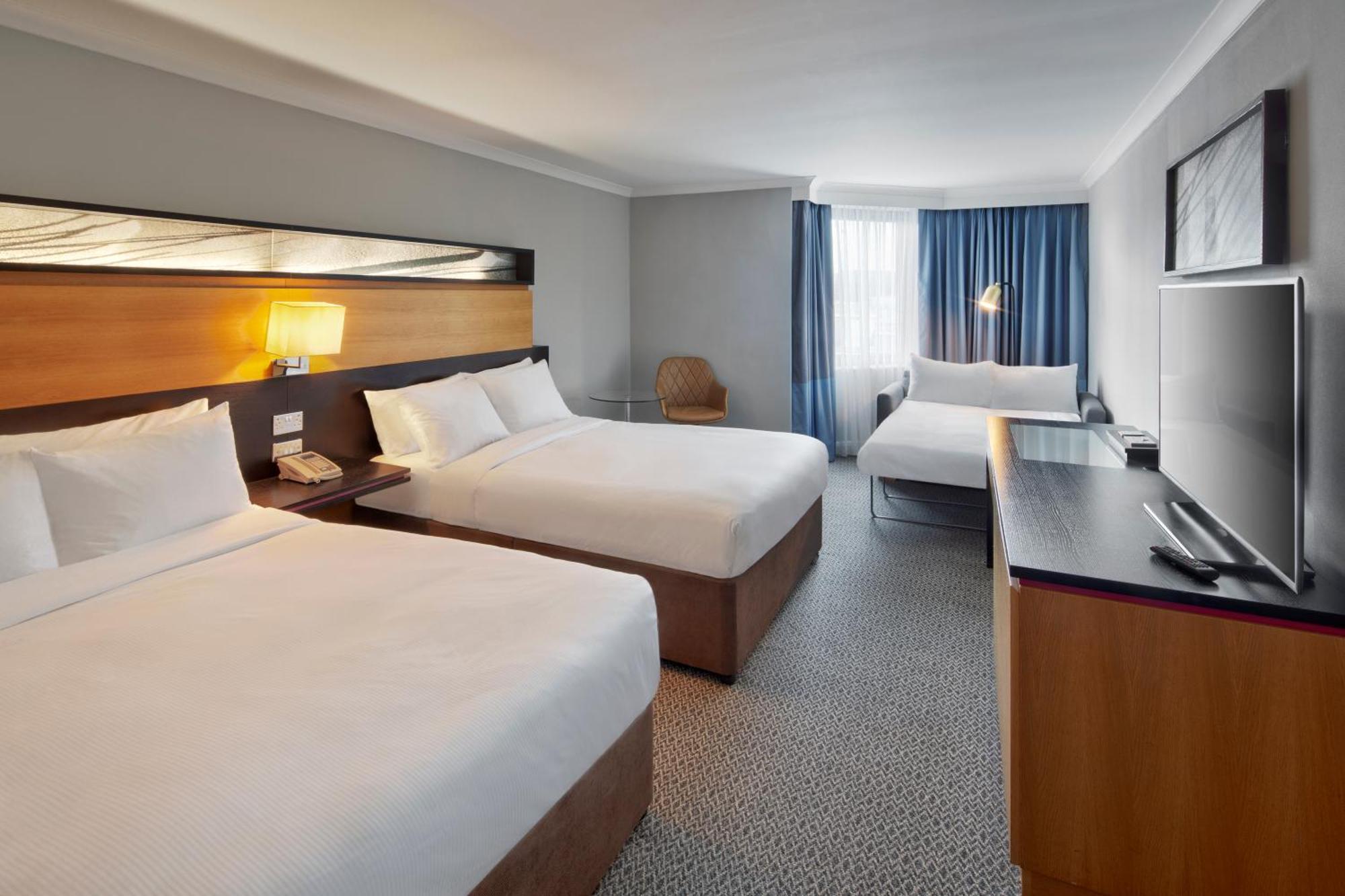 Deluxe Familienzimmer mit 2 Queensize-Betten