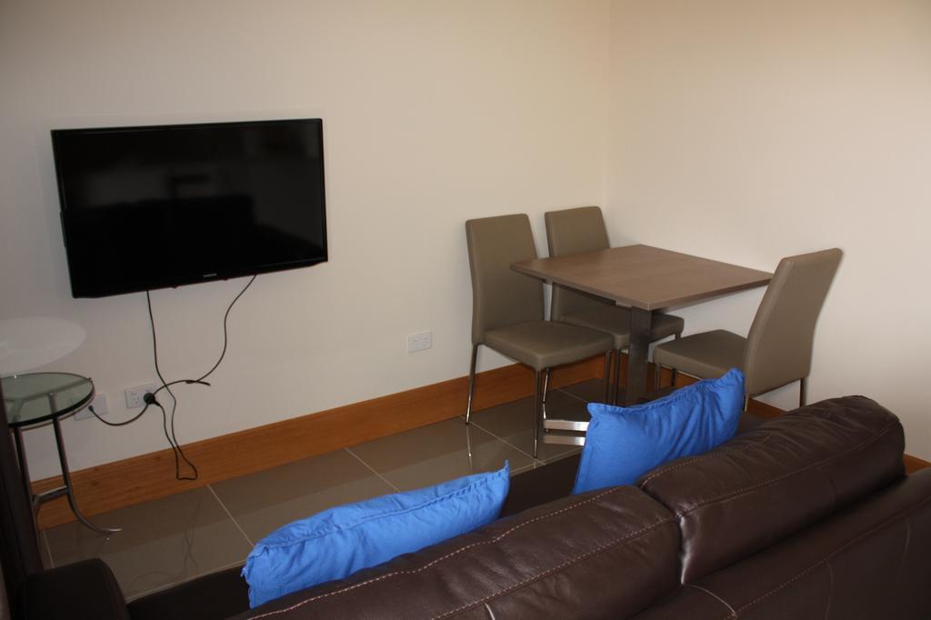 Executive One-Bedroom Apartment