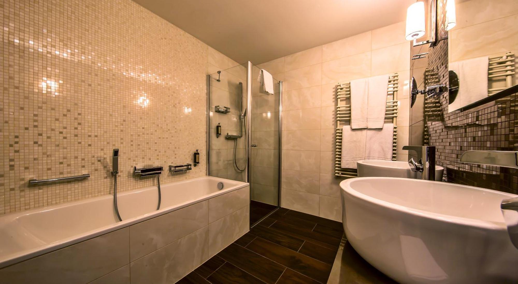 Prestige Suite