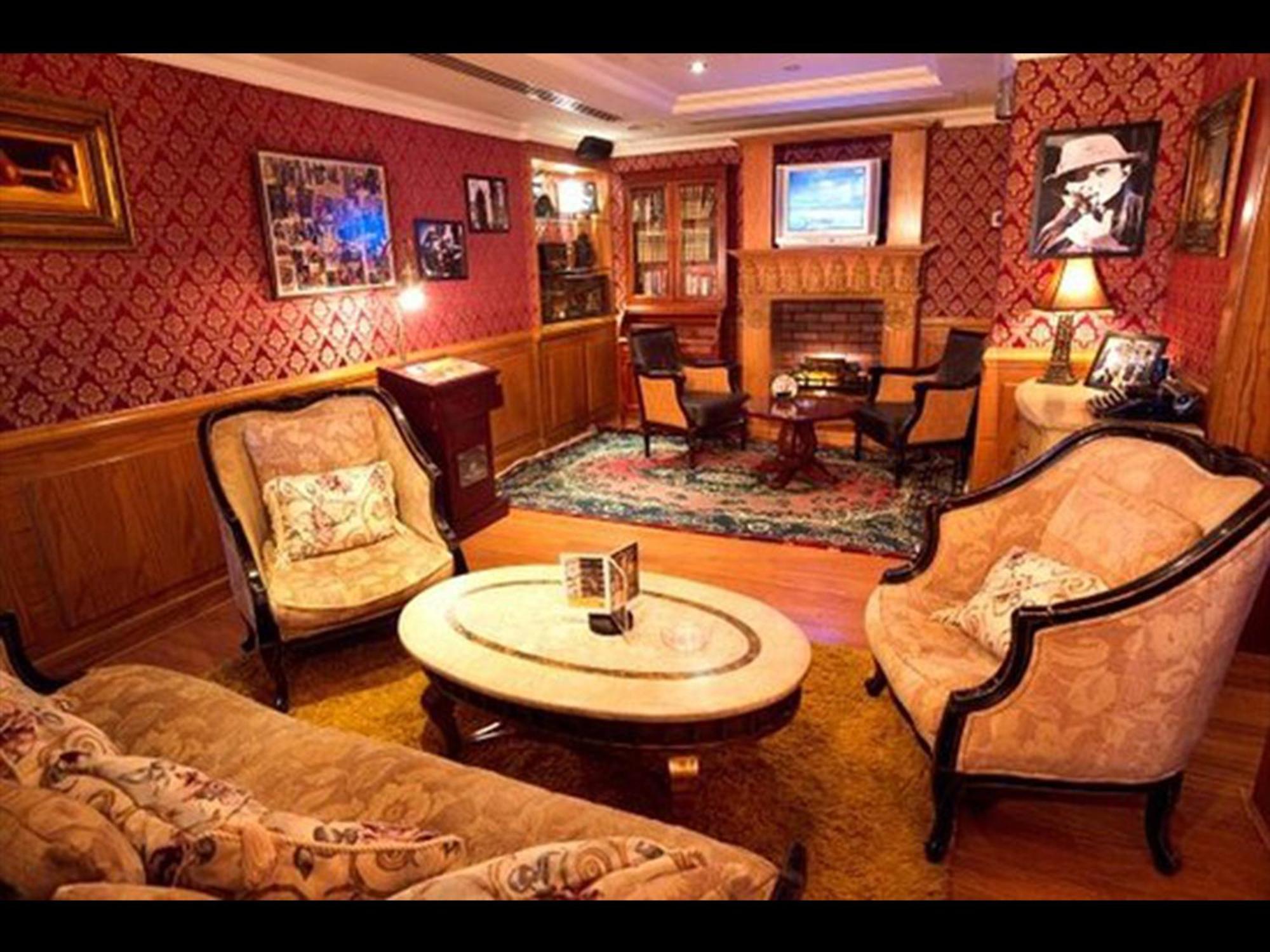 Classic Room