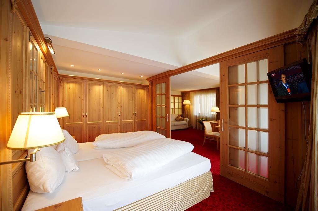 Junior Suite,143723246:JPEG