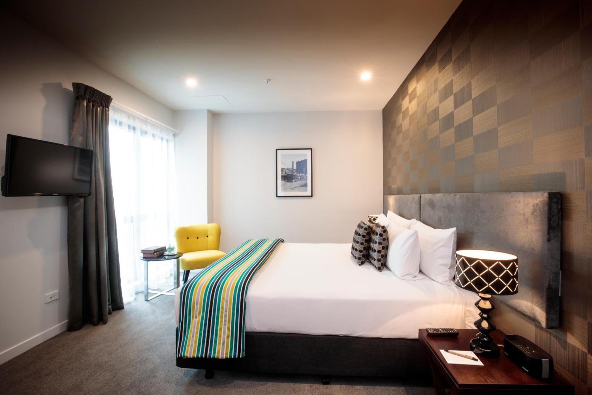 Deluxe King Room,1536983644:JPEG