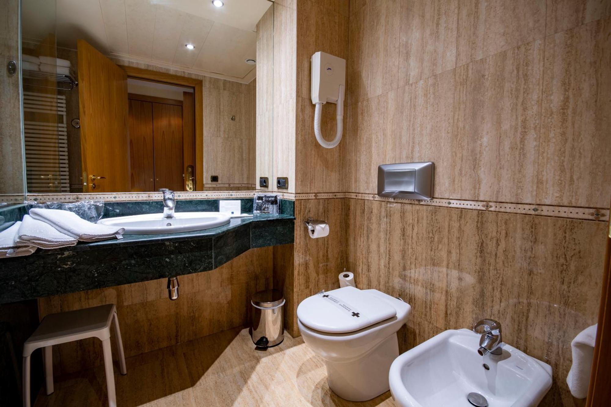 Triple Room Ski Slopes views