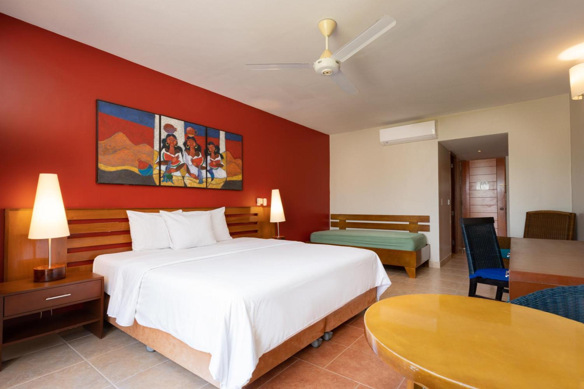 Standard Double or Twin Room with Sea View
