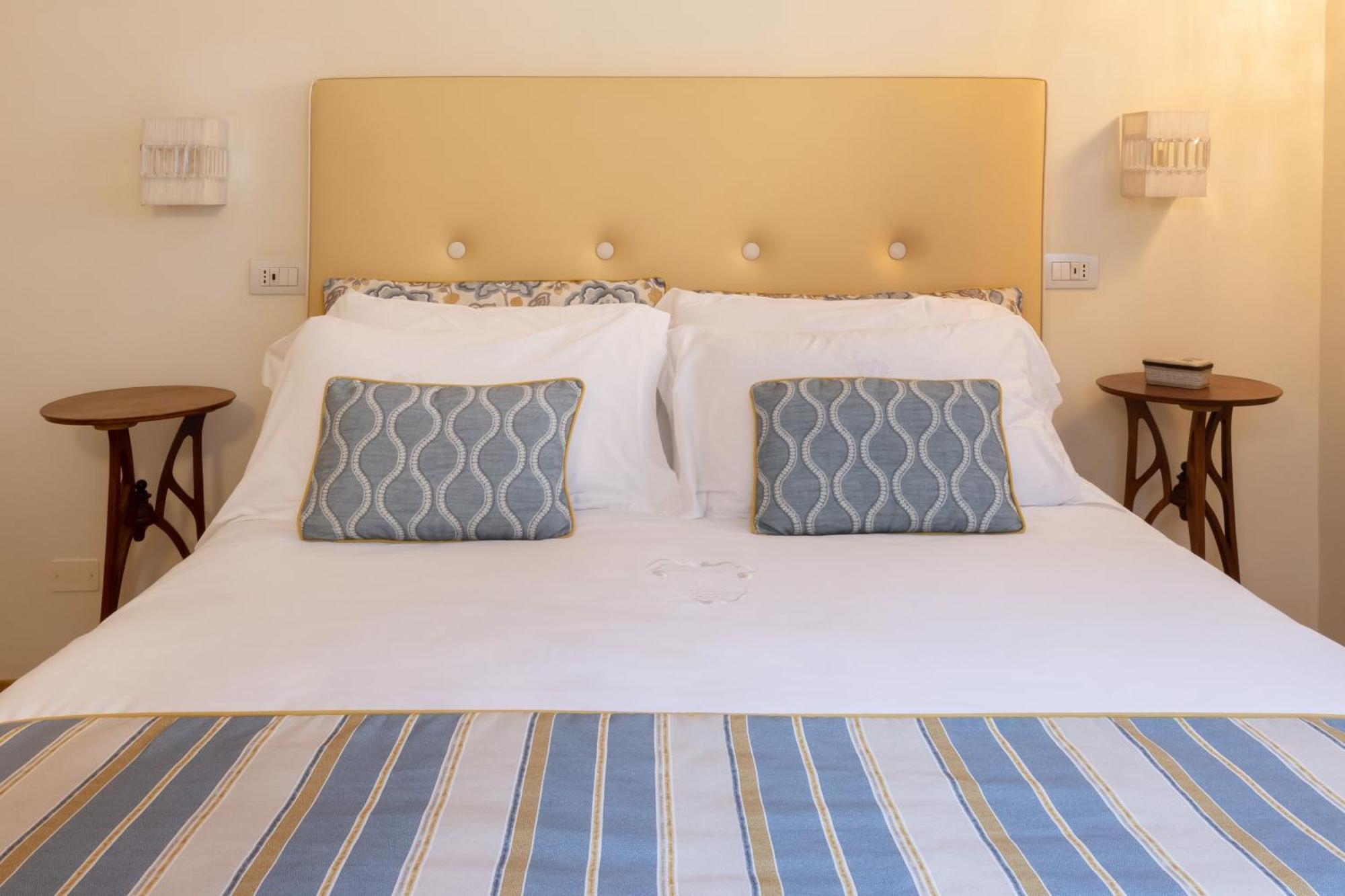 Classic Double or Twin Room,1225316960:JPEG