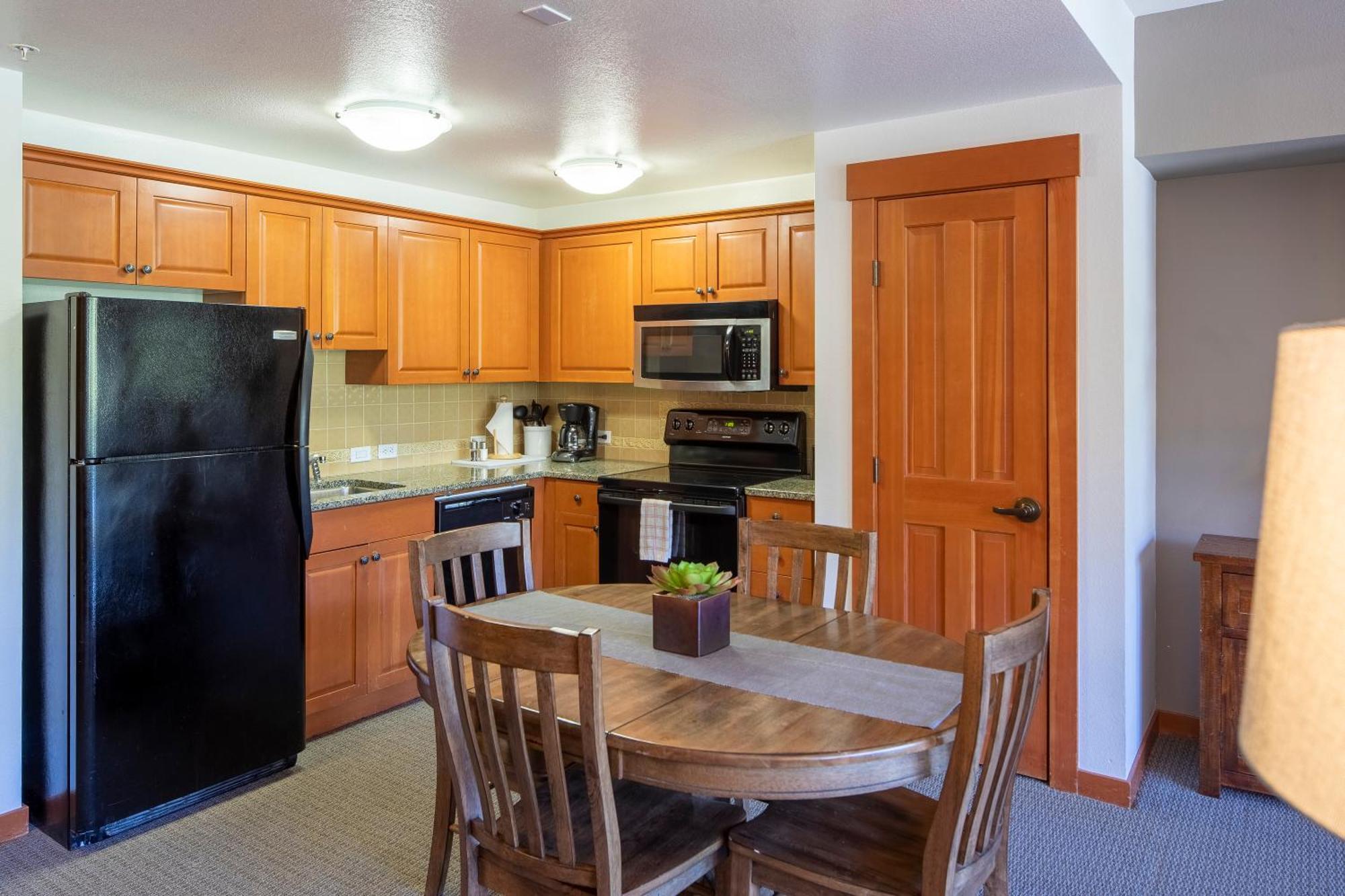 Studio Condo