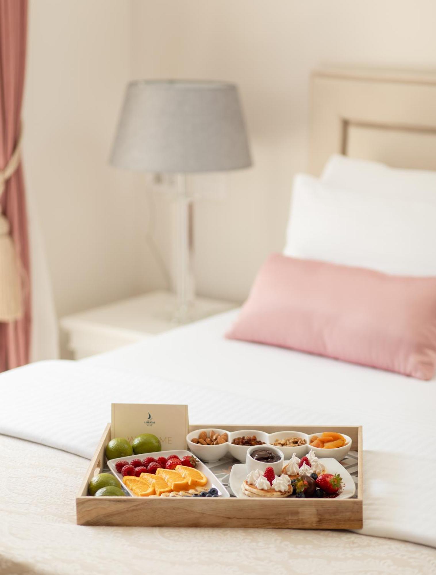 Superior Queen Room Sea View