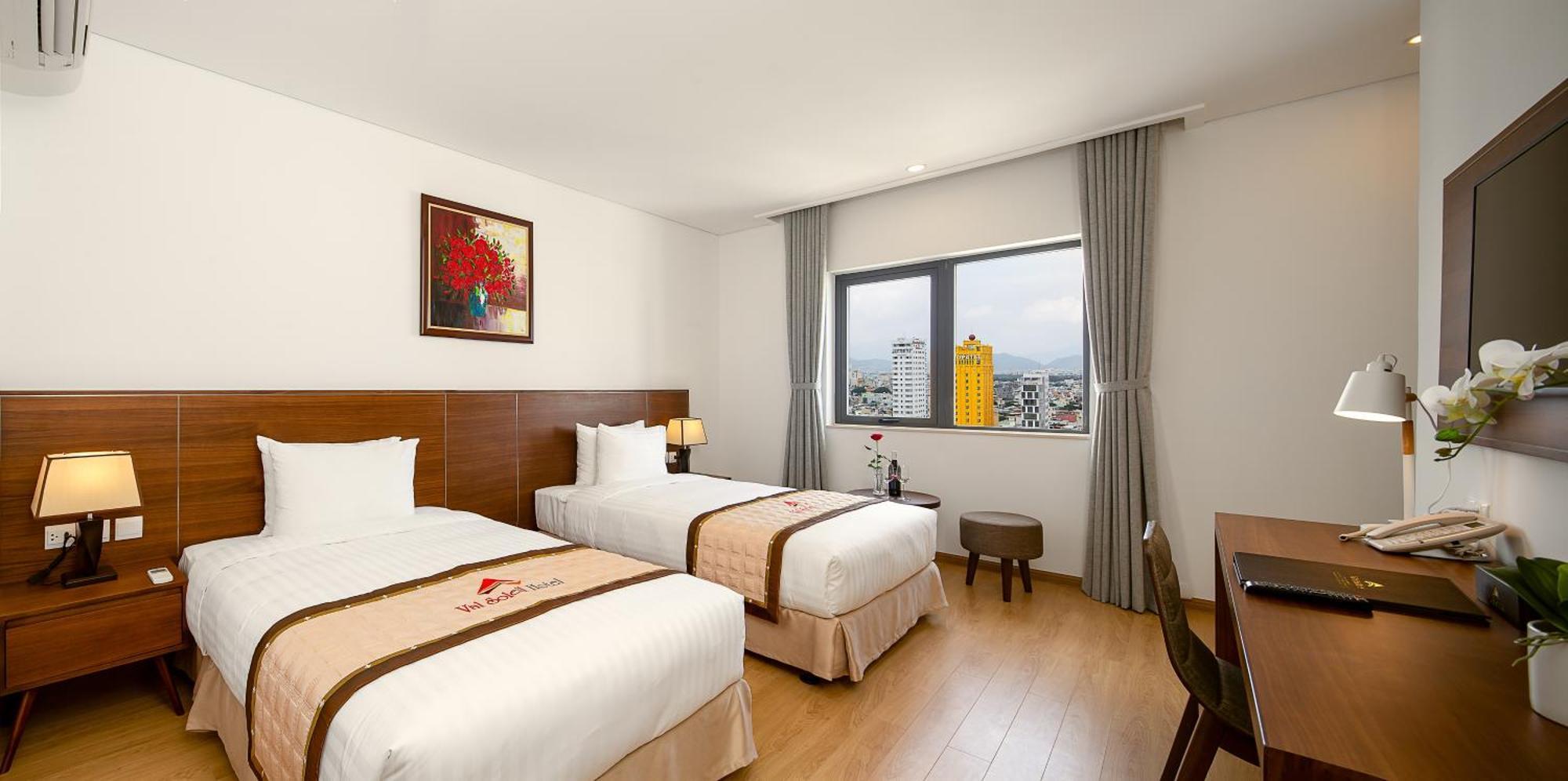 Deluxe Twin Room City View