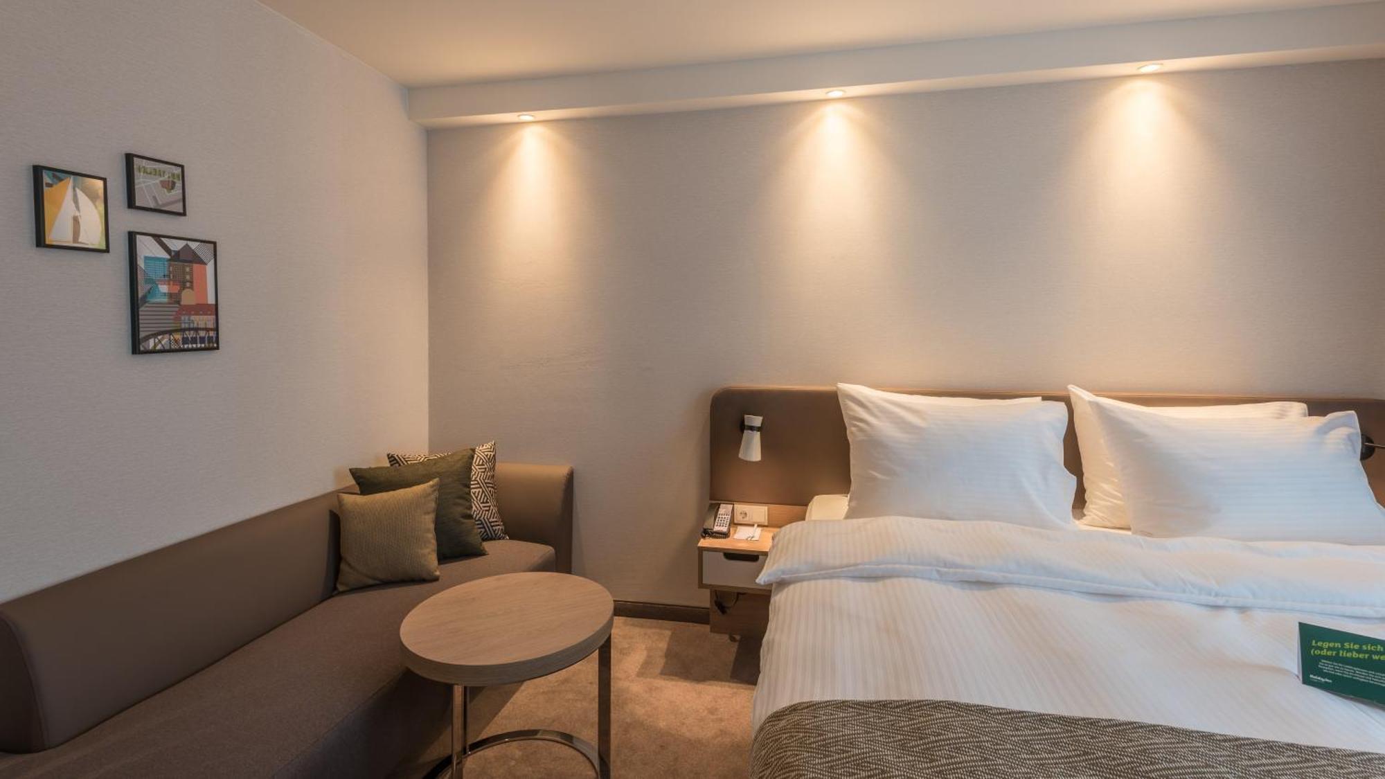 Premium King Room