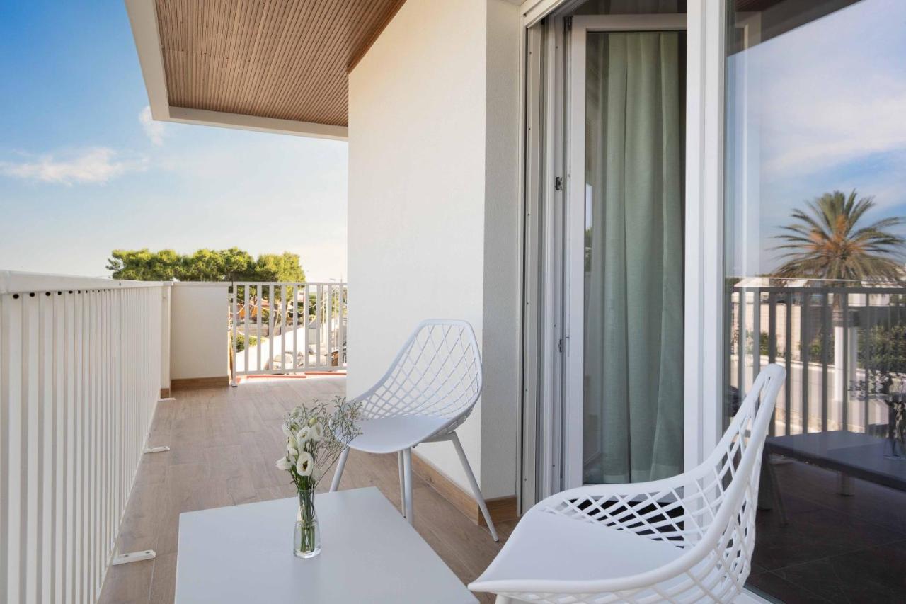 Quadruple Room Balcony,1460143117:JPEG