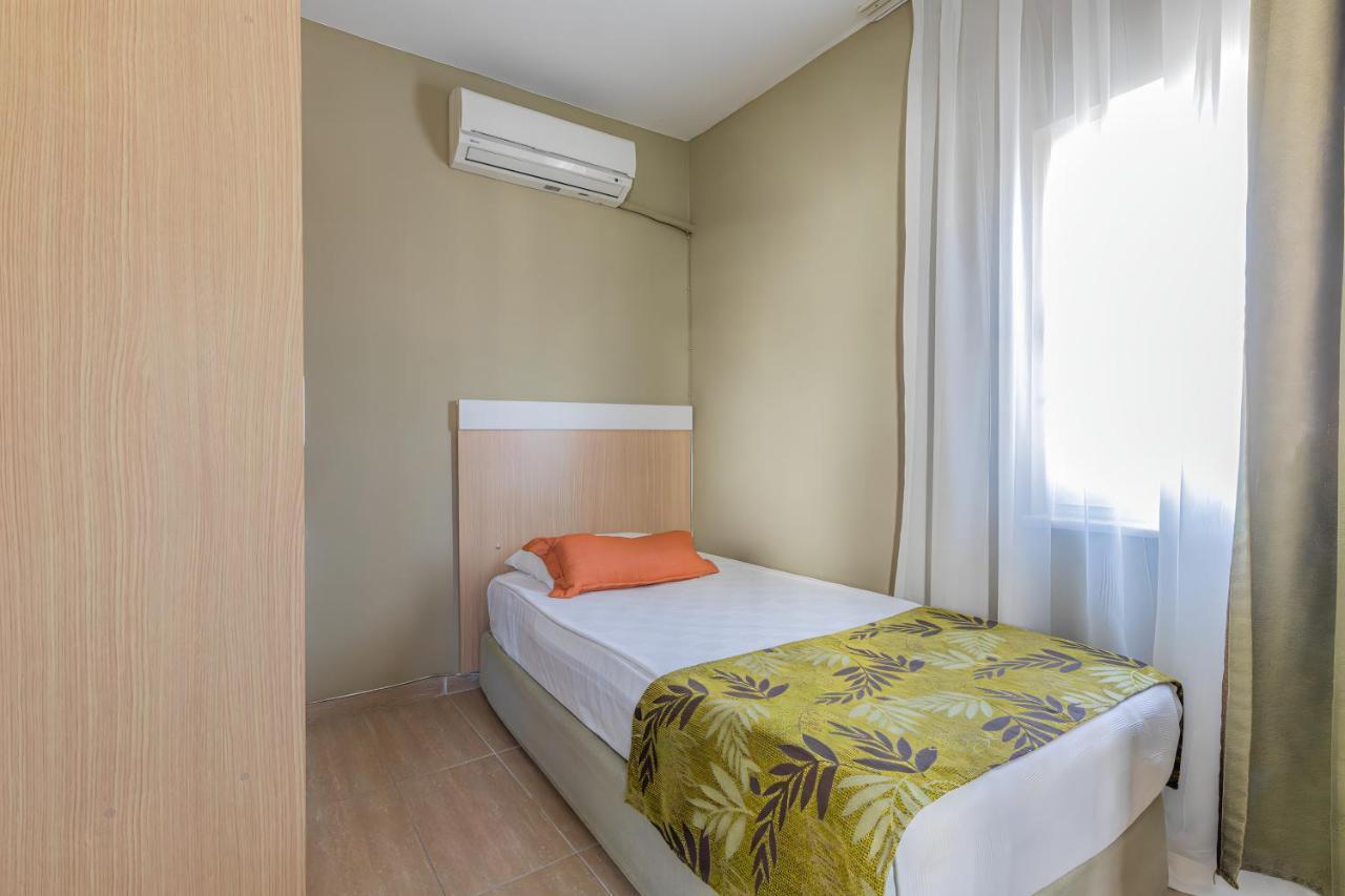 Doppelzimmer mit Gartenblick