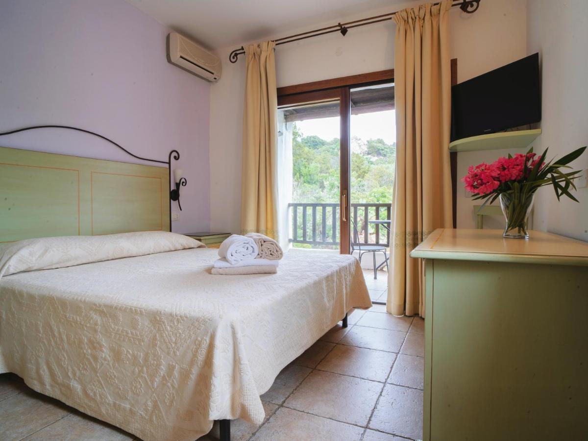Deluxe Room,1766765742:JPEG