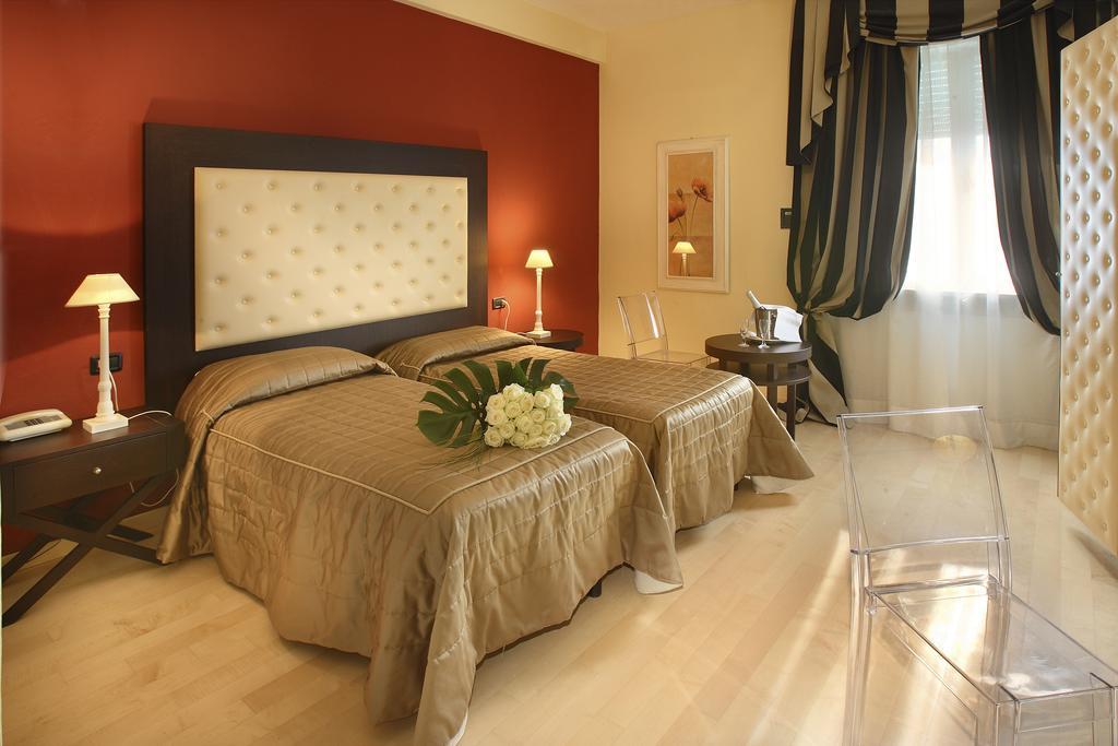 Double or Twin Room,1029773146:JPEG