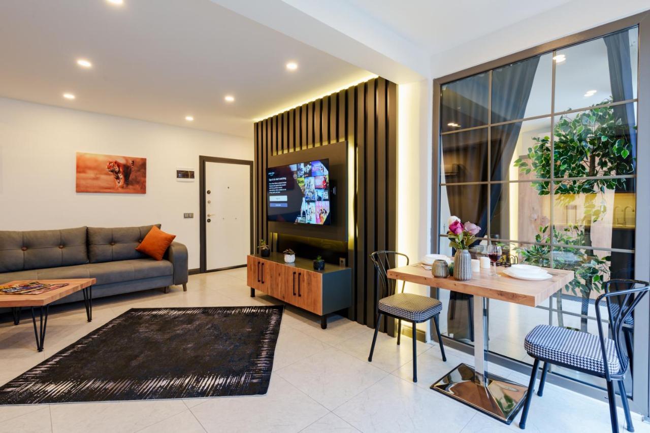 King Suite with Spa Bath