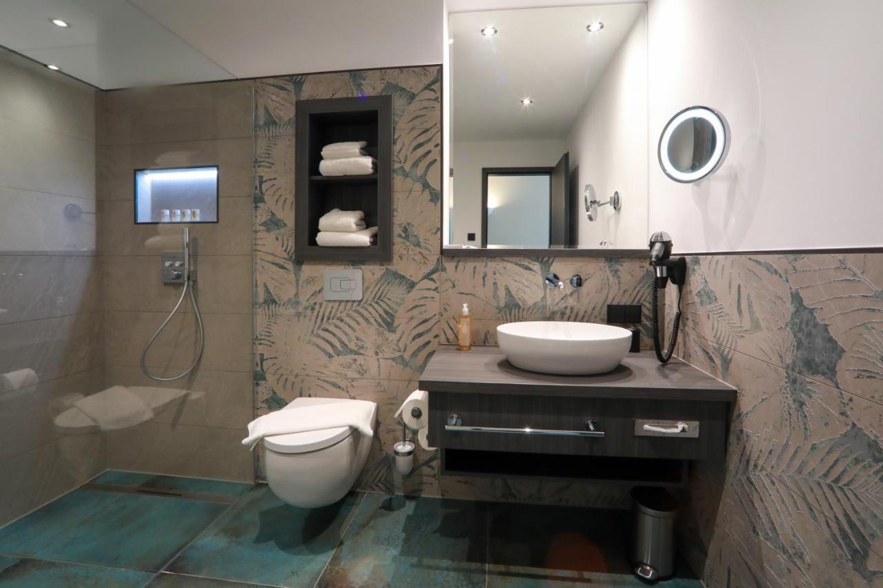 Deluxe Doppelzimmer – Hafenseite
