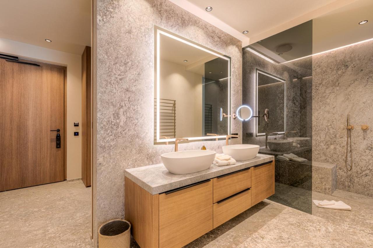 Deluxe Suite,1521162031:JPEG