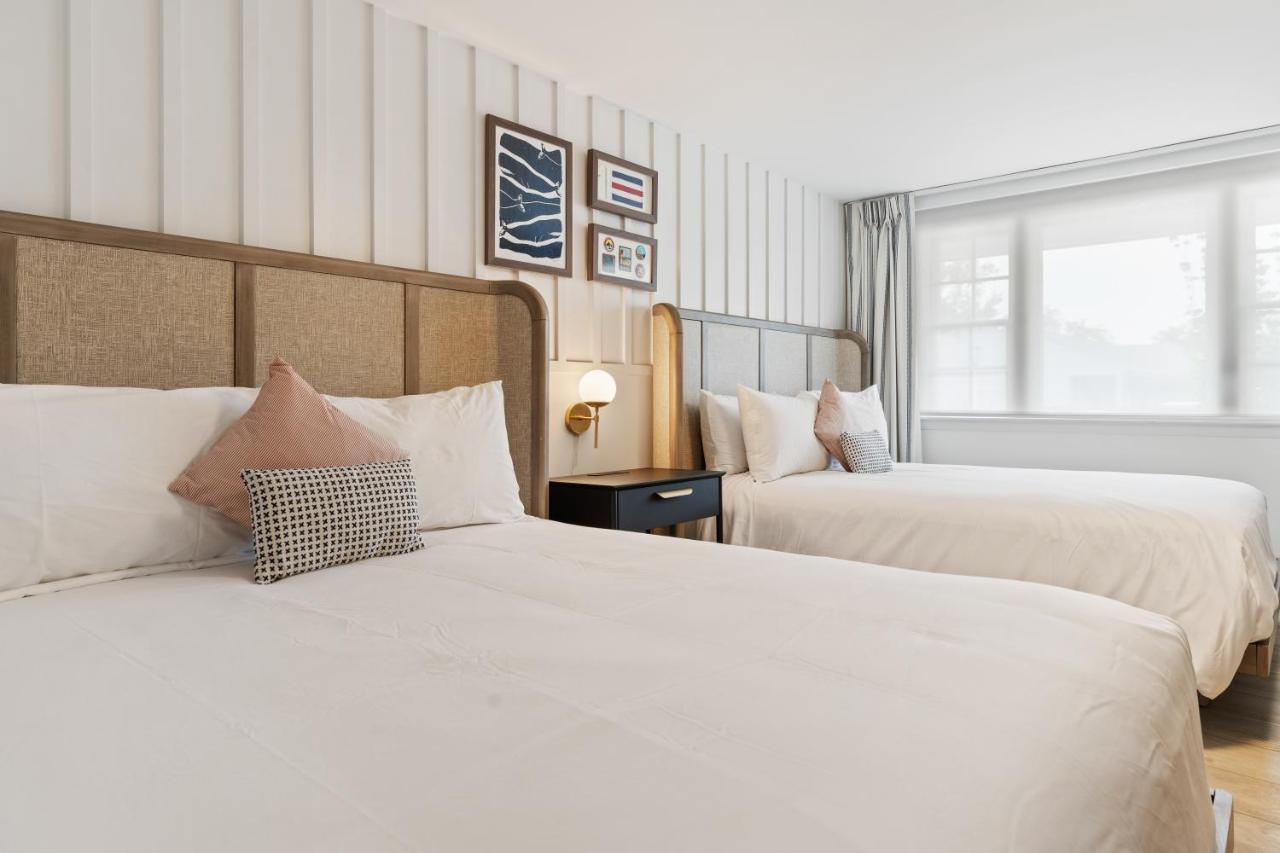 Zimmer mit 2 Queensize-Betten