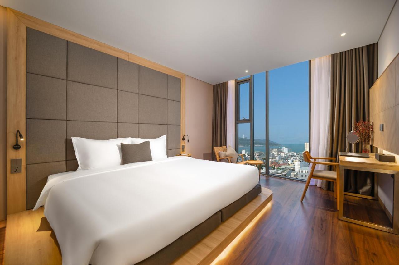 Deluxe Double with City View