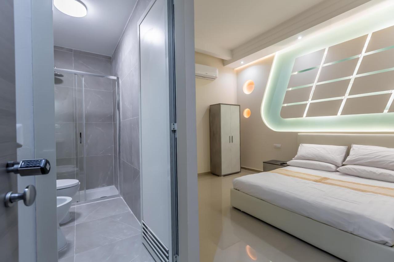 Triple Room Private Bathroom