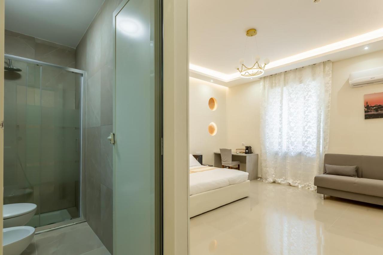 Luxury Triple Room