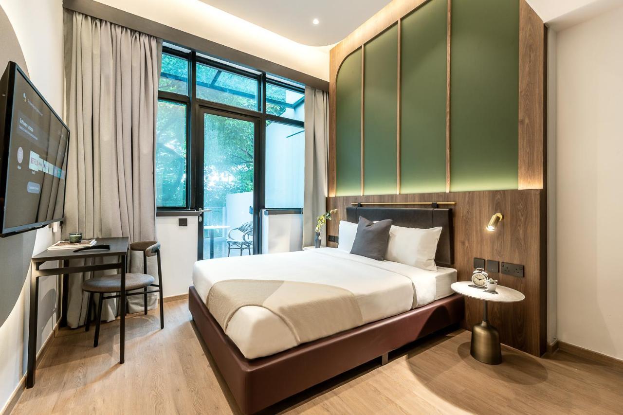 Queen Room with Balcony