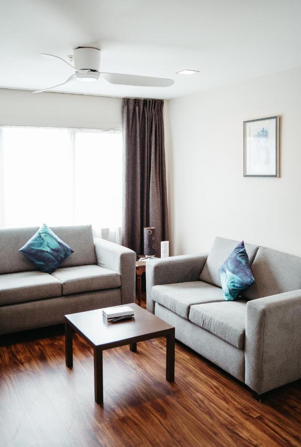 Two-Bedroom Apartment Split Level Queen Single