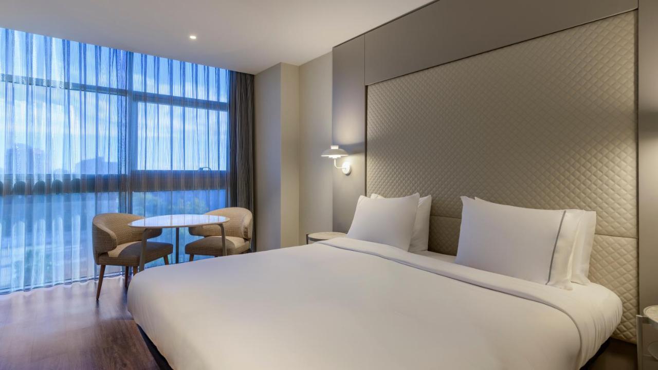 Zimmer mit 1 Kingsize-Bett