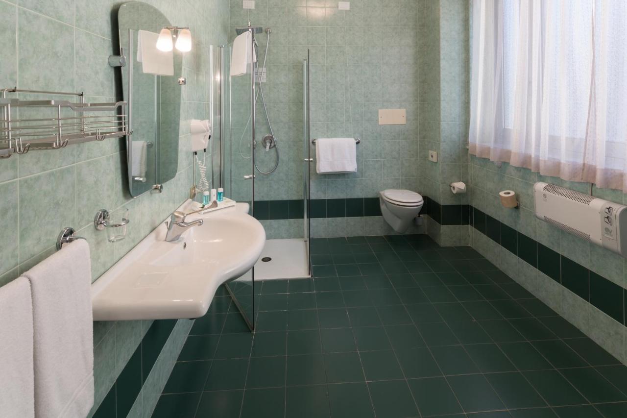 Dreibettzimmer