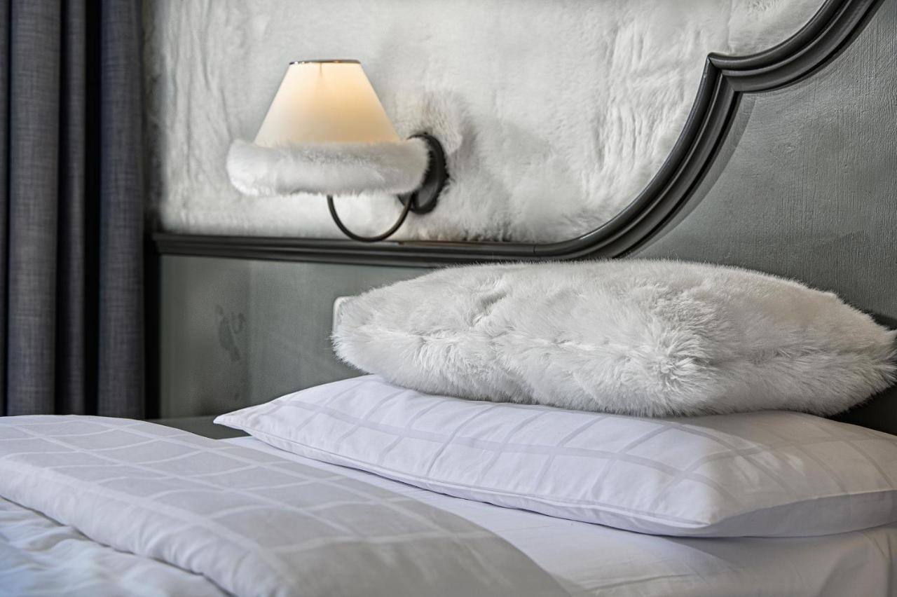 Superior Double Room Balcony,1498763404:JPEG