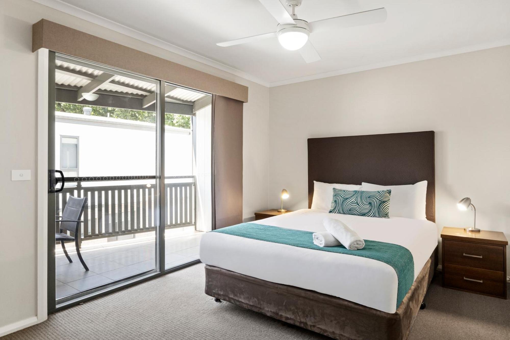 Two-Bedroom Apartment Apartments on High