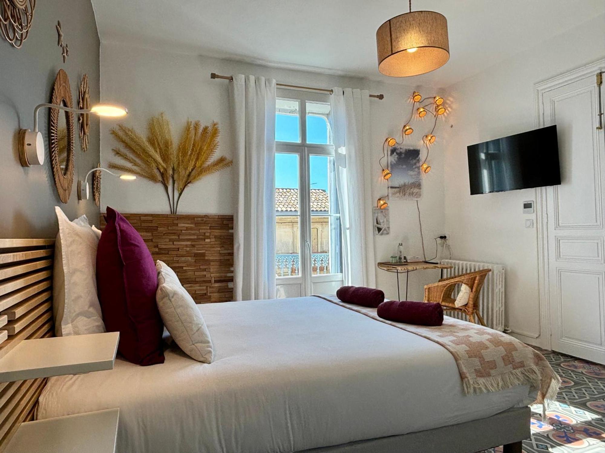 Double Room,1498948777:JPEG