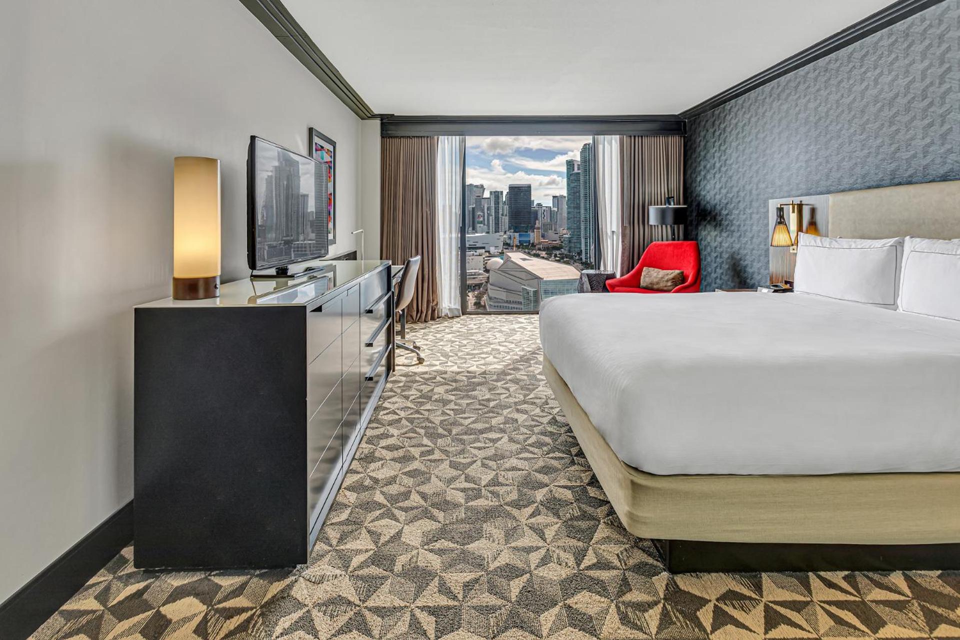 Zimmer mit Kingsize-Bett