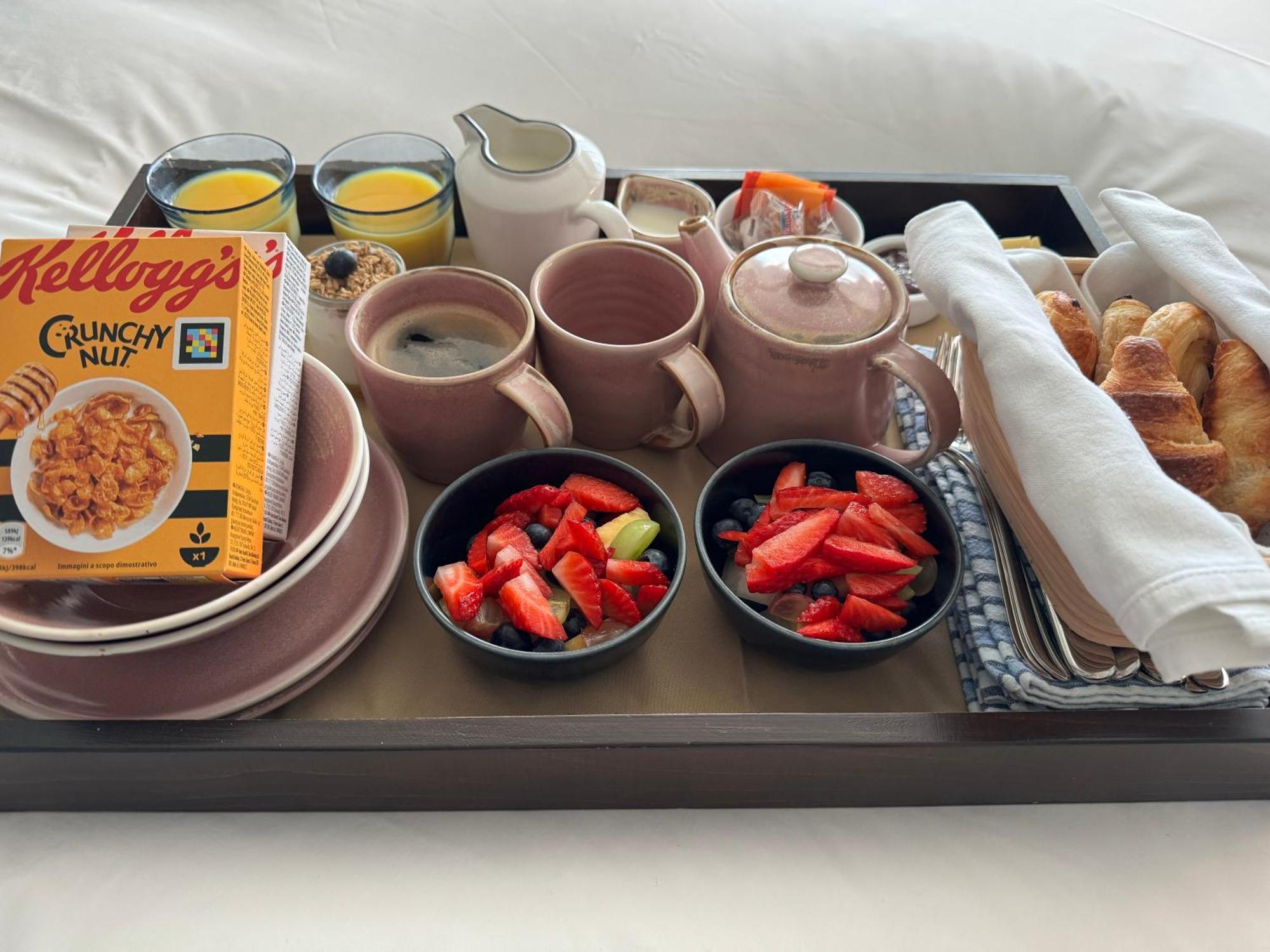Deluxe Super King Room
