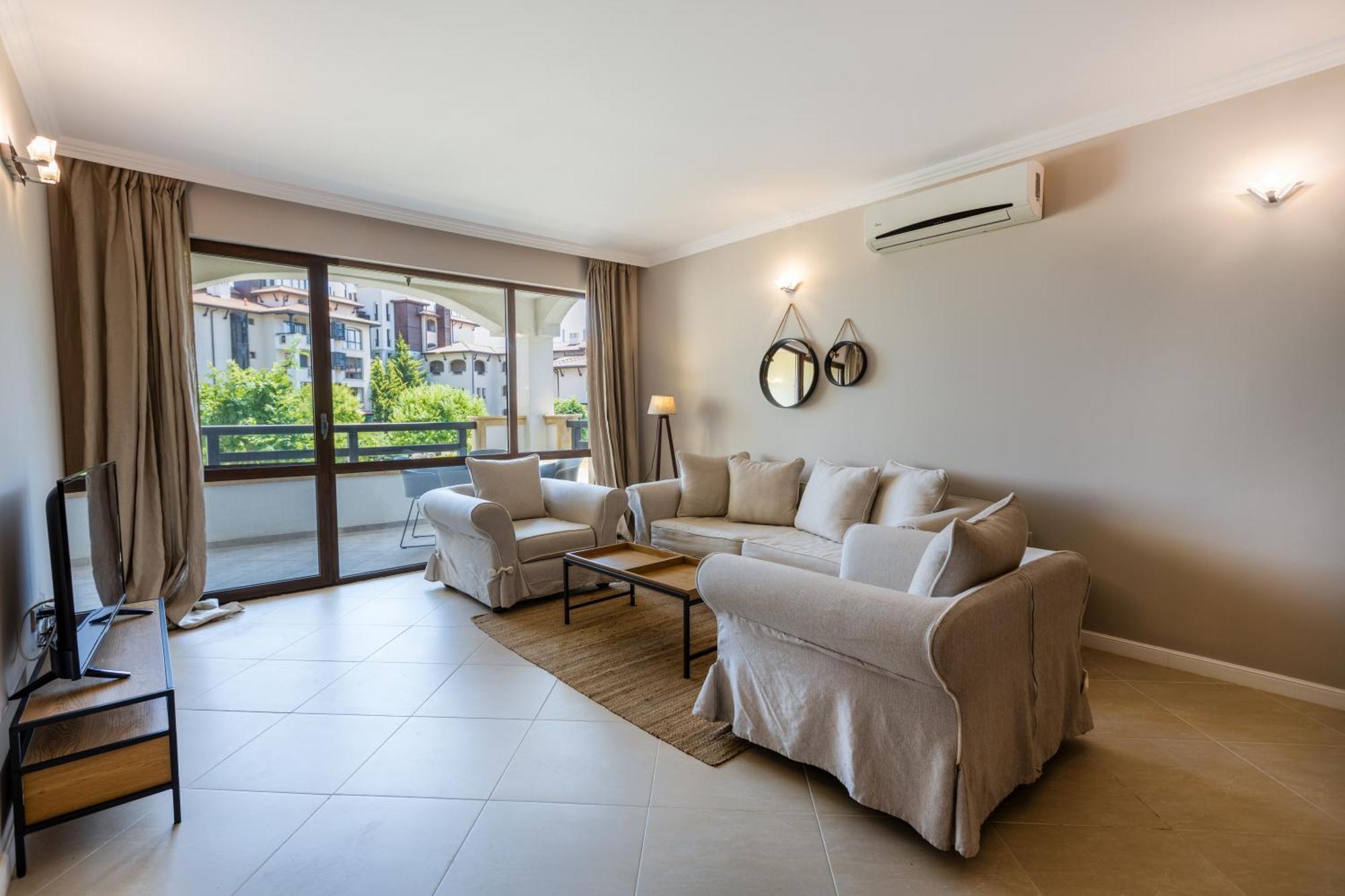 Suite Deluxe de 2 dormitorios con vistas parciales al mar