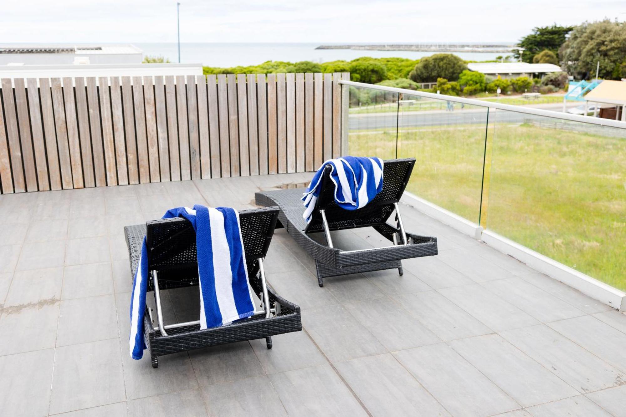 One-Bedroom Apartment Penthouse Ocean View