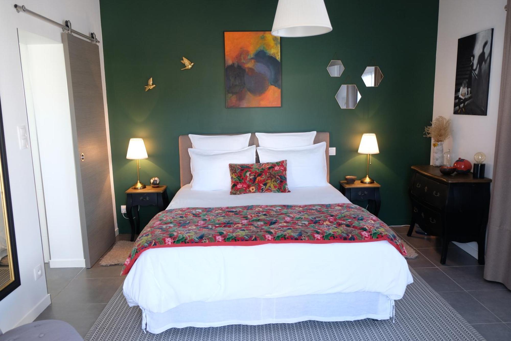 Double Room Private External Bathroom