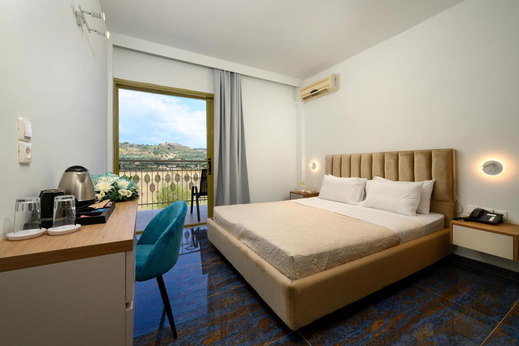 Superior Double Room with Garden View