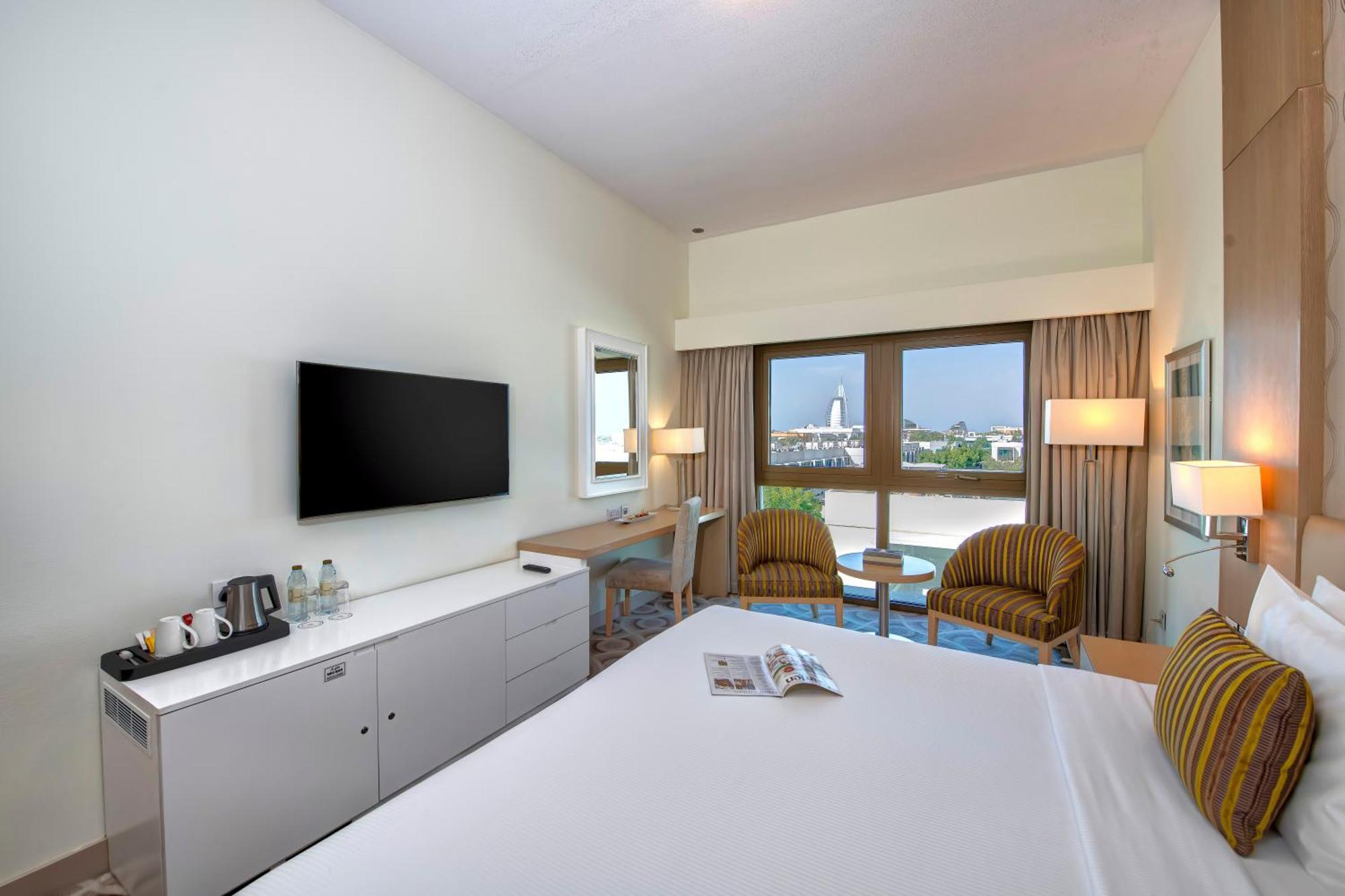 Deluxe Room Complimentary Shuttle Bus to Beach & Mall of the Emirates