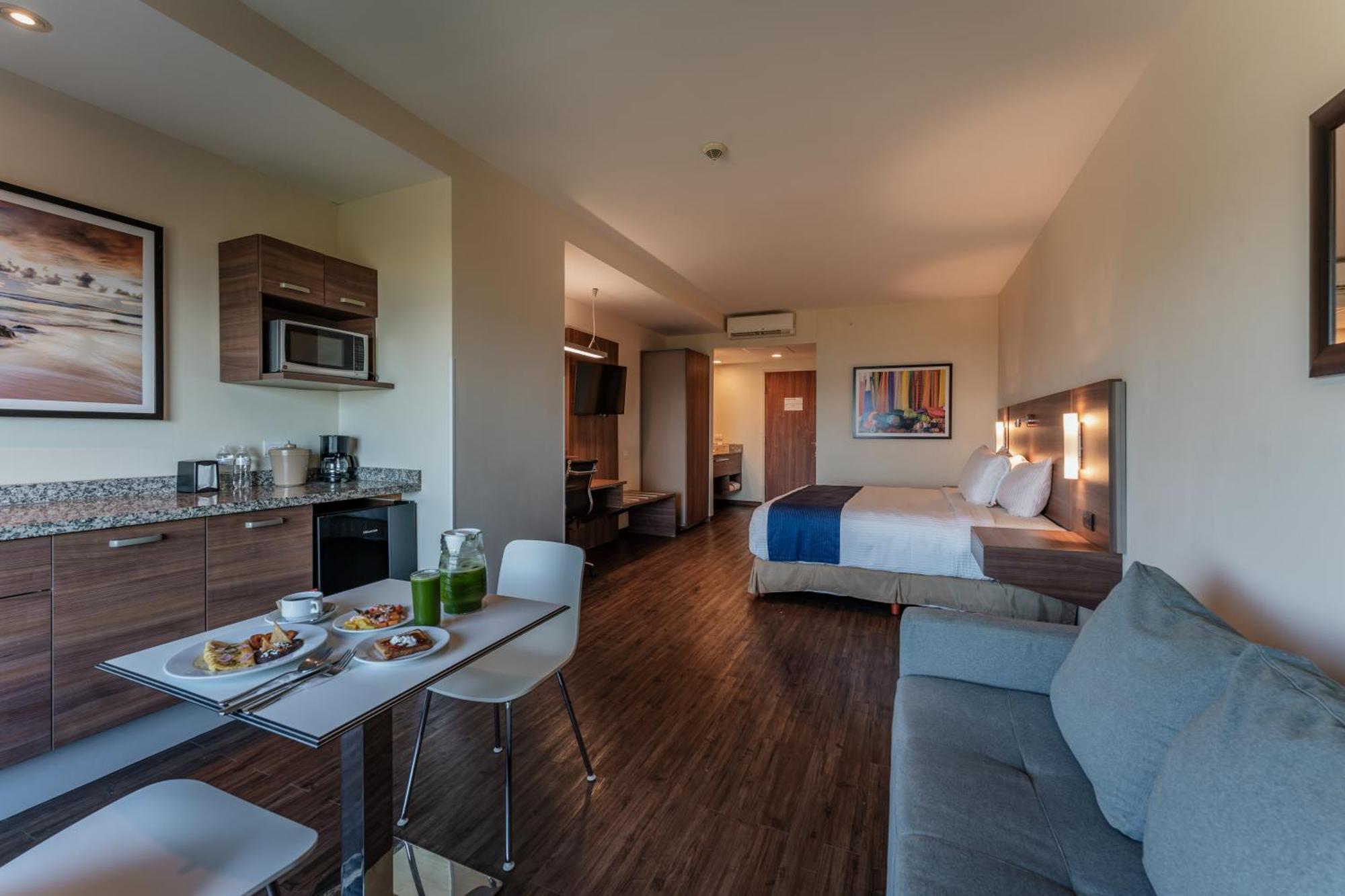 Junior Suite King Bed