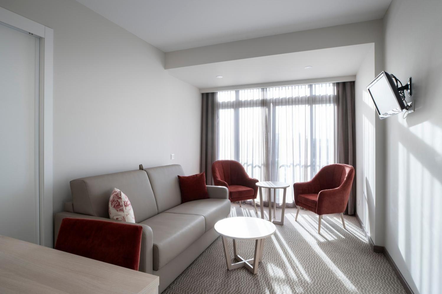 Junior Suite,1774419287:JPEG