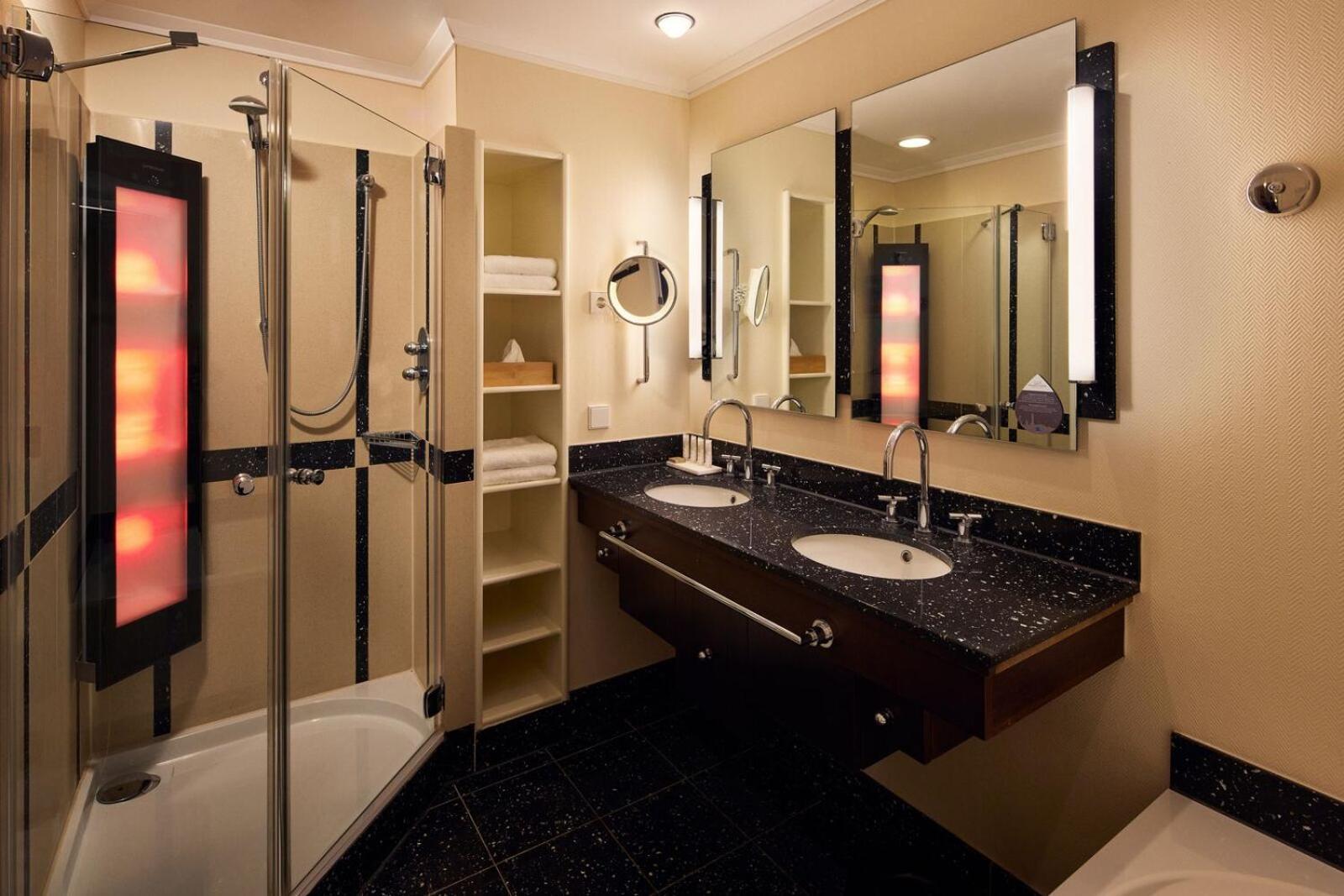 Superior Double Room,1516382638:JPEG