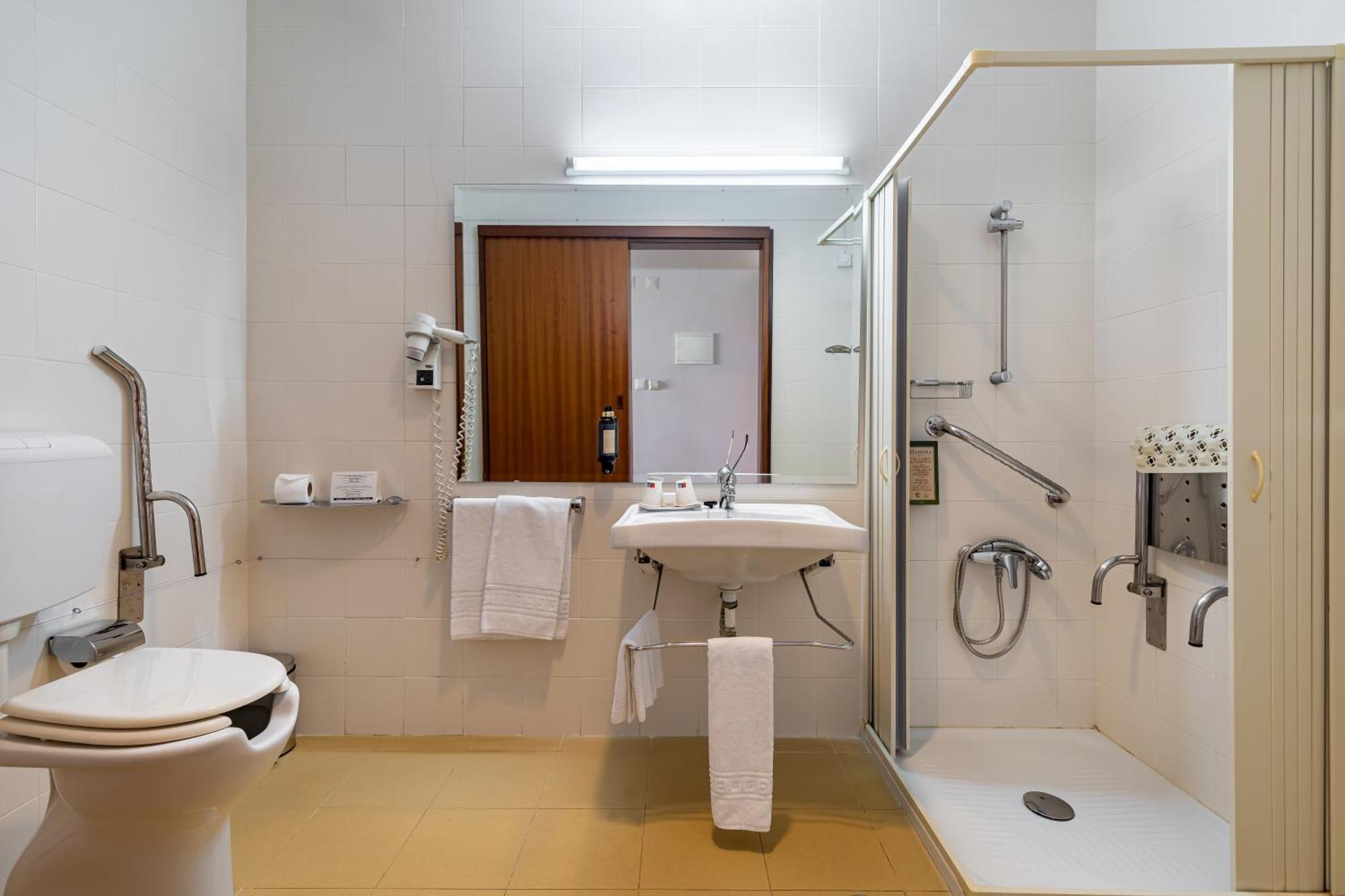 Habitación Doble adaptada para personas con discapacidad - 1 o 2 camas