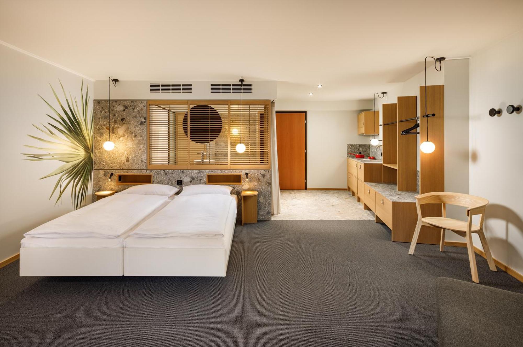 Junior Suite Kitchenette,1516391512:JPEG