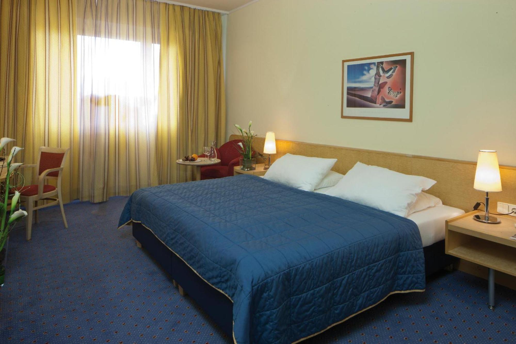 Classic Room,1516418350:JPEG