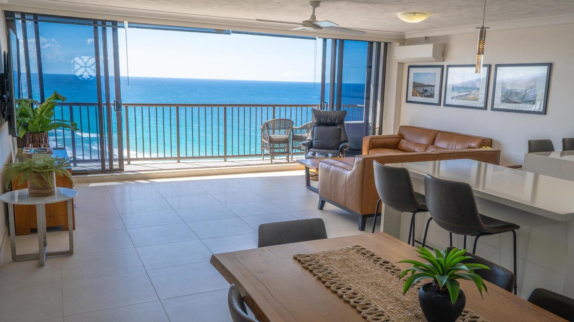 Deluxe Two-Bedroom Apartment Ocean View