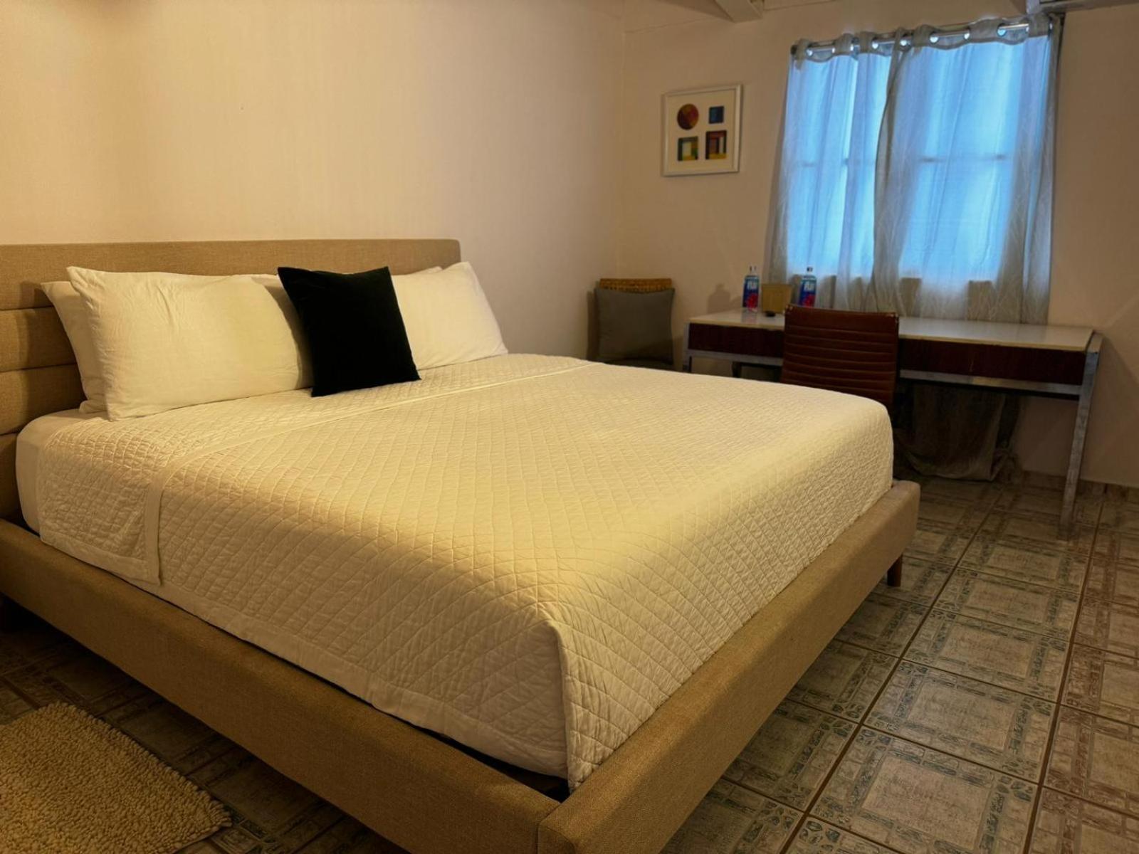 King Room,1519251139:JPEG