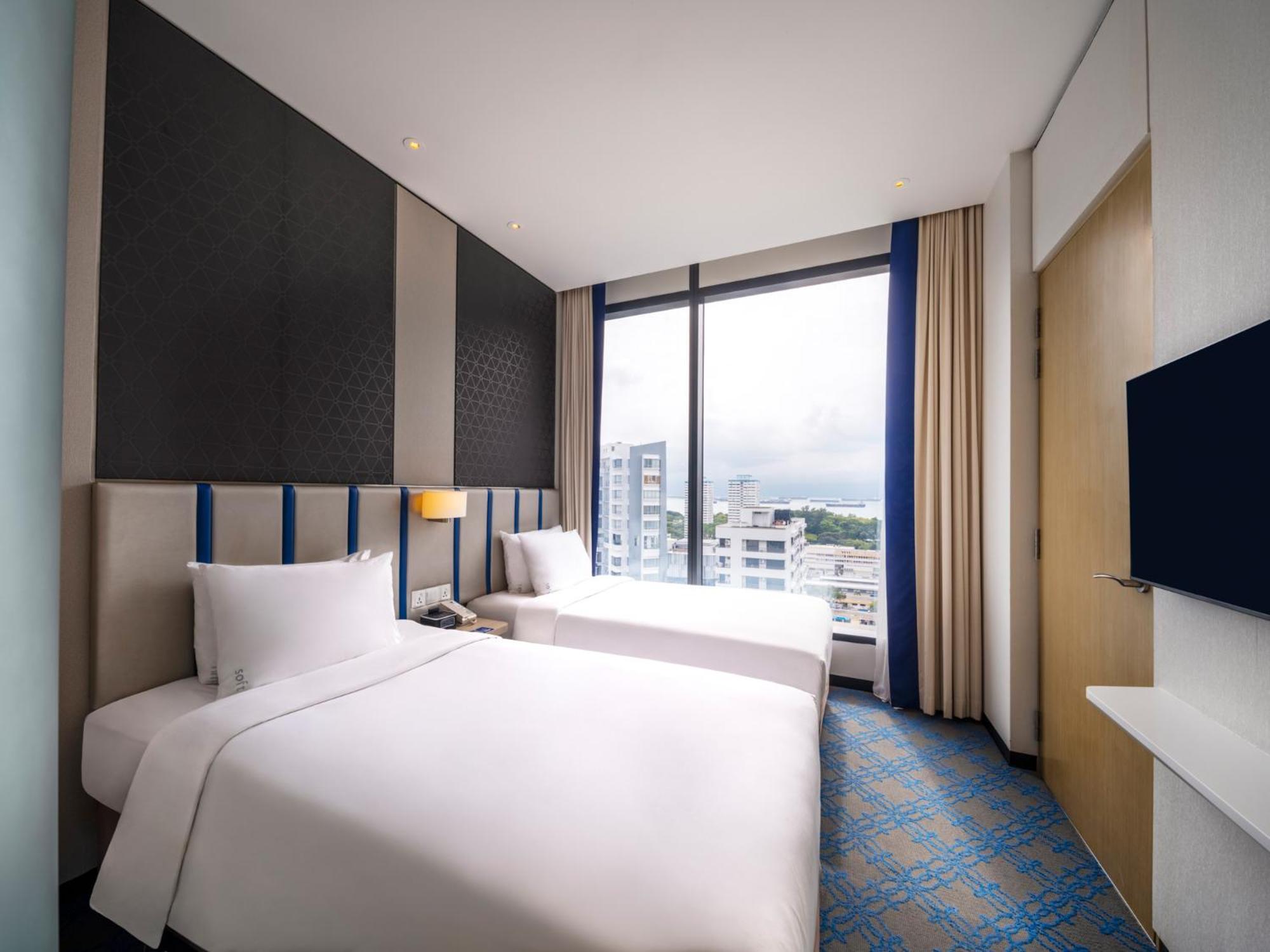Standard Twin Room with Sea View and High Floor - Free Breakfast